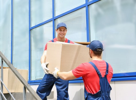 Brentford home move with packing, transport, and unloading at a new property