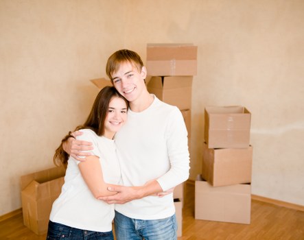 Careful transport of household items in Brentford